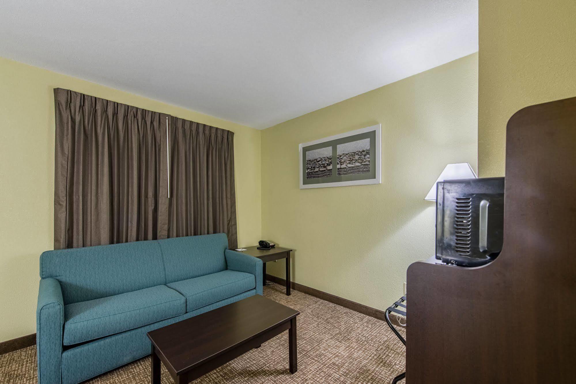 Cardinal Inn & Suites Muncie Eksteriør bilde